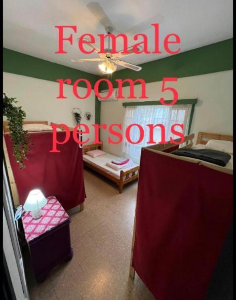 Noer Hostel 라르나카 외부 사진